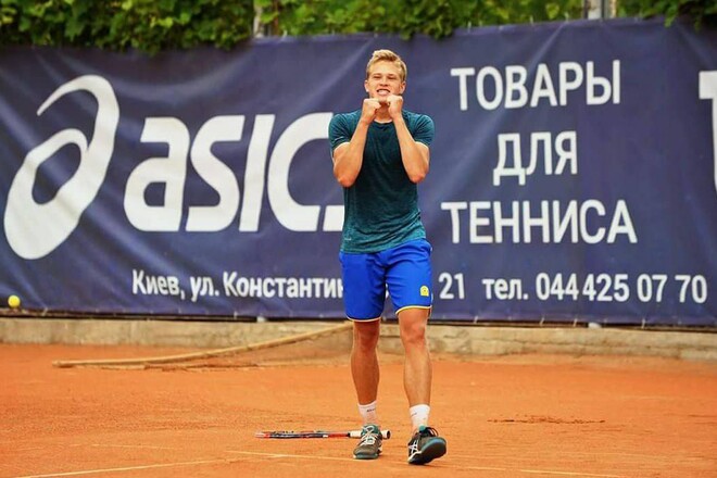 Илья Белобородько уверенно прошел в 1/4 финала фьючерса в Румынии