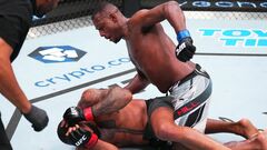 Рекорд, який не можна побити! Усі 10 боїв шоу UFC завершилися достроково