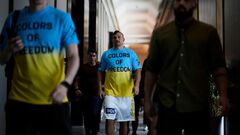 ФОТО. Усик прибыл в Саудовскую Аравию на второй бой с Джошуа