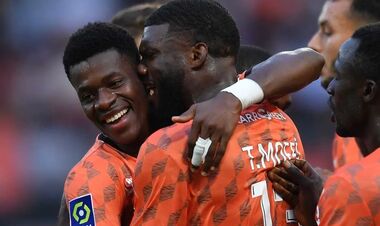 Лорьян – Лион – 3:1. Видео голов и обзор матча