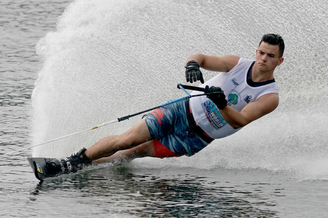 Український спортсмен виборов три медалі на ЧЄ з воднолижного спорту