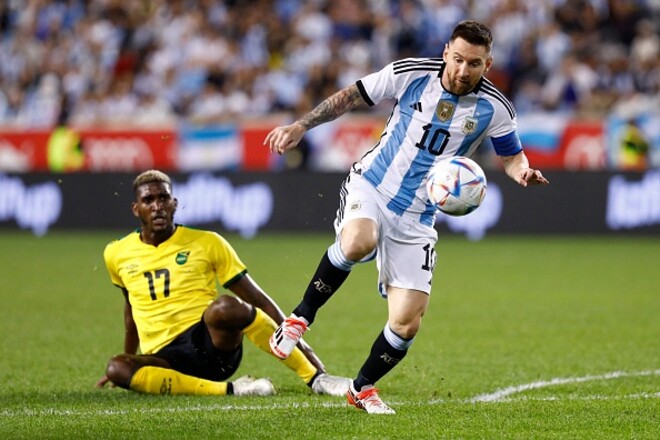 Аргентина разгромила Ямайку с дублем Месси. До пять-ноль не добрались