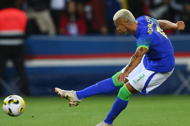 Ришарлисон подвергся выпаду на расистской почве в матче Бразилия — Тунис