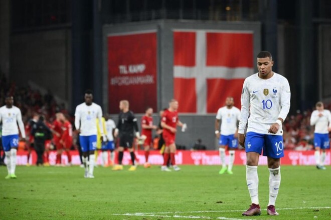 Зализывали раны или…? Игроки Франции посетили клуб после фиаско с Данией