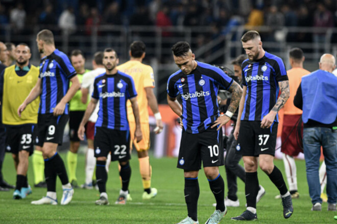 Кризисный Интер проиграл Роме, драматичная победа Милана, успех Наполи