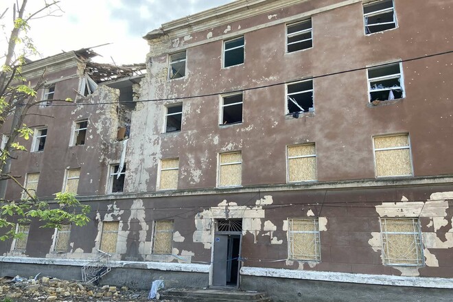 Рашисти зруйнували фехтувальну залу в Миколаєві, де тренувалася Харлан