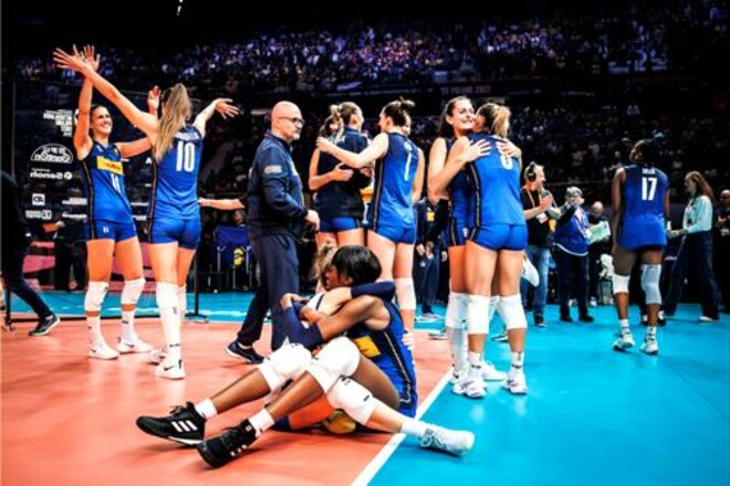 Италия стала бронзовым призером женского чемпионата мира