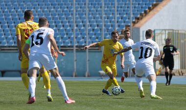 Где смотреть онлайн матч чемпионата Украины Заря – Ингулец