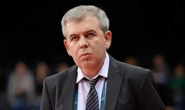 ОФИЦИАЛЬНО: Экс-тренер сборной Украины возглавил ХИТ