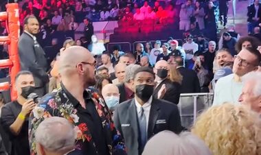 ФОТО. Усик і Ф'юрі сфотографувалися разом