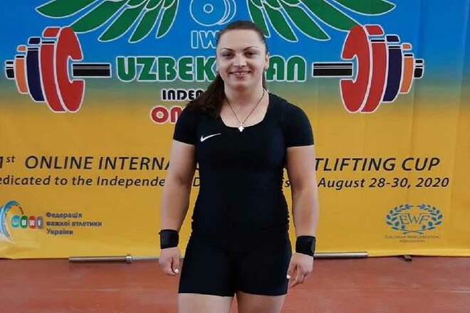 Украинка выиграла золото чемпионата мира по тяжелой атлетике