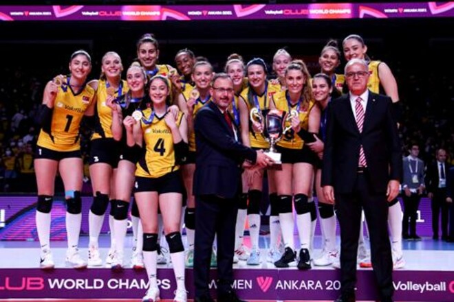 Волейболистки Вакифбанка выиграли женский клубный чемпионат мира
