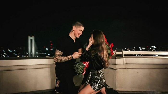 ФОТО. Сладкая парочка. Попов показал снимок со свадьбы