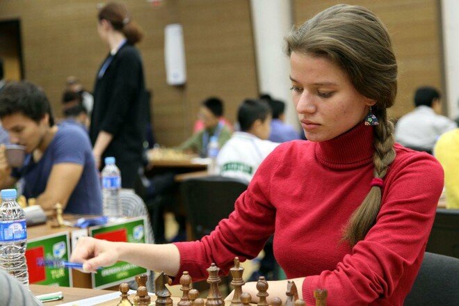 Украинка входит в топ-5 после первого дня ЧМ-2021 по быстрым шахматам