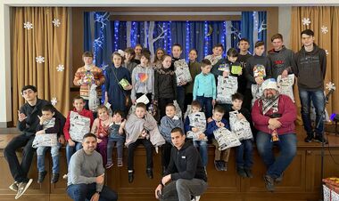 Ліга TMS взяла участь у новорічній акції «Подаруй тепло дитині-сироті»