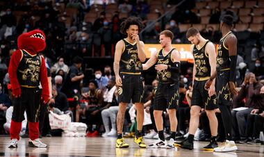 Михайлюк набрав 9 очок, Торонто поступилося Філадельфії