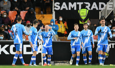 Майже у повному складі. 17 гравців Райо Вальєкано заразилися коронавірусом