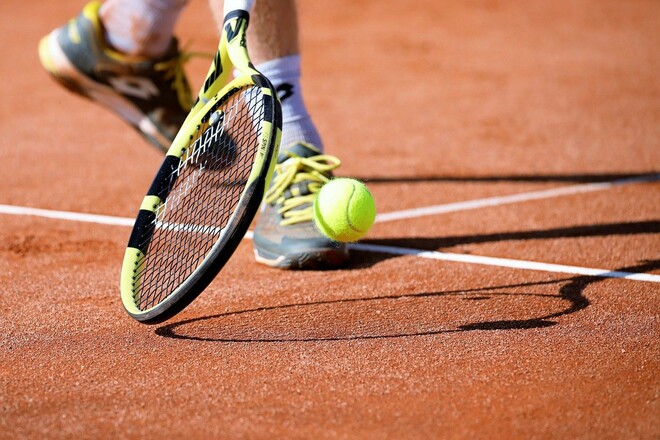 Стратегия "игра на геймы" - ставки на теннис