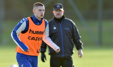 ФОТО. Миколенко тренується і чекає на можливість дебютувати за Евертон