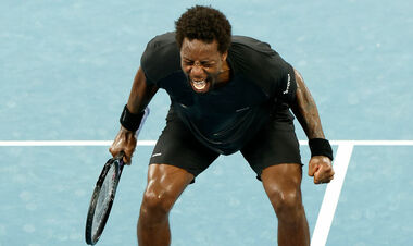Australian Open. Монфис в трех сетах вышел в четвертьфинал