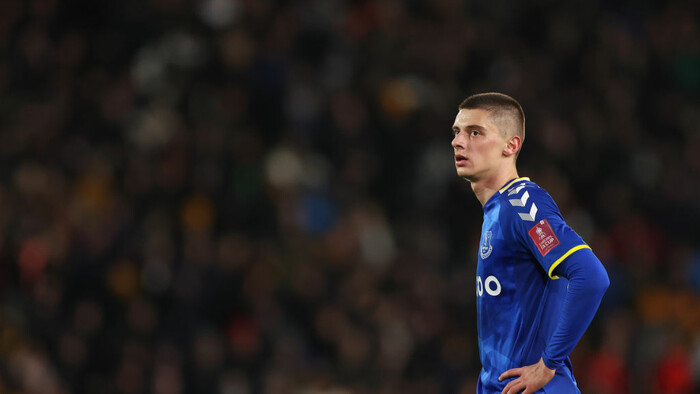 ФОТО. Перчатки и футболка Эвертона. Усик и Миколенко обменялись подарками