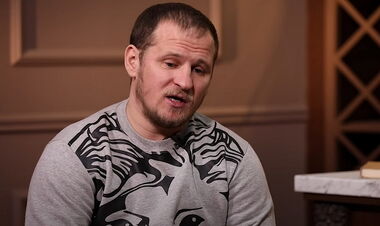 Александр АЛИЕВ: «Денег хватает. Есть друзья, есть квартиры»