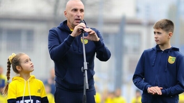 ВІДЕО. Металіст – уперед за перемогою! Ярославський пірнув у крижану воду