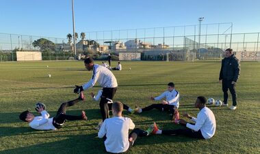 Стали відомі суперники Зорі на другому зборі