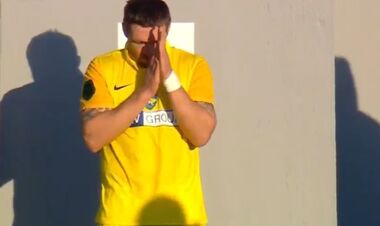 Усик оценил свой дебют в футболе: «В 35 лет сбылась мечта детства»