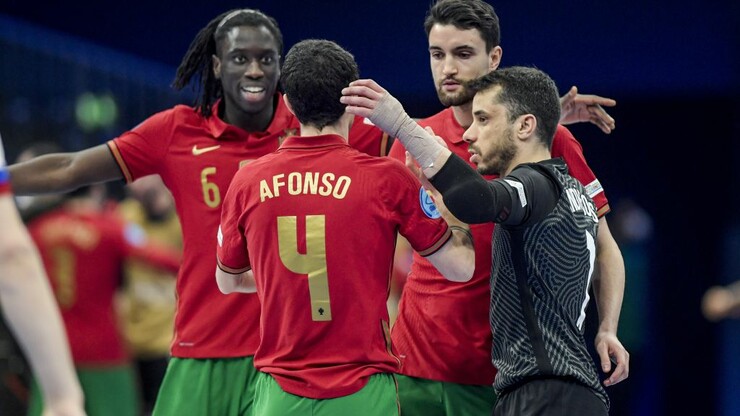 Чемпионский камбэк! Португалия одолела Россию в финале Евро-2022 по футзалу