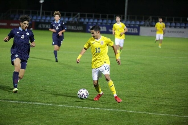 15-річний румун може стати наймолодшим гравцем в історії збірних