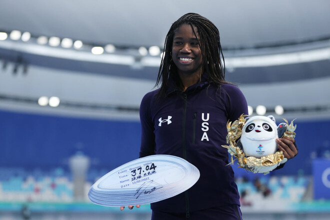 Конькобежный спорт. Американка Джексон – чемпионка ОИ-2022 на 500 м