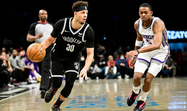 НБА. Сет Каррі дебютував за Бруклін, поразка Голден Стейт