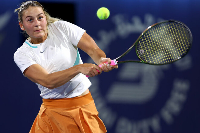 Соболенко остановила Костюк на турнире в Дубае