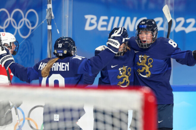 Хокей на Олімпіаді. Жіноча збірна Фінляндії виграла бронзу