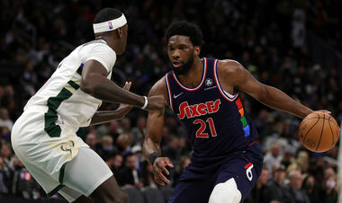 НБА. 42+14 Ембііда допомогли Філадельфії обіграти Мілуокі, поразка Брукліна