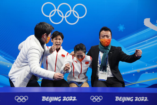Фигурное катание. Китайская пара выиграла Олимпиаду, у ОКР две медали