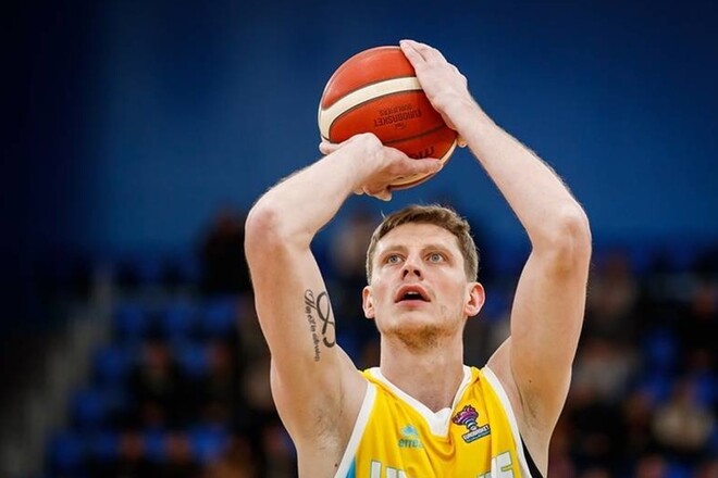 ПУСТОВОЙ: «Все игроки сборной Украины в напряжении, переживают за близких»