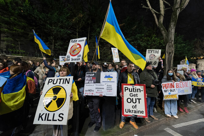 Путин объявил Украине войну. День 1. Начались массированные обстрелы. LIVE
