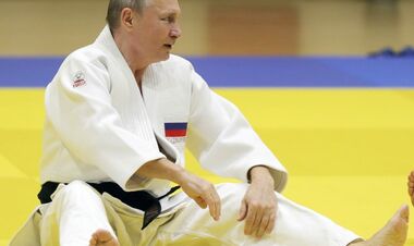 Международная федерация дзюдо исключила Путина с поста президента