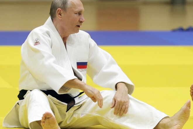 Міжнародна федерація дзюдо виключила Путіна з посади президента