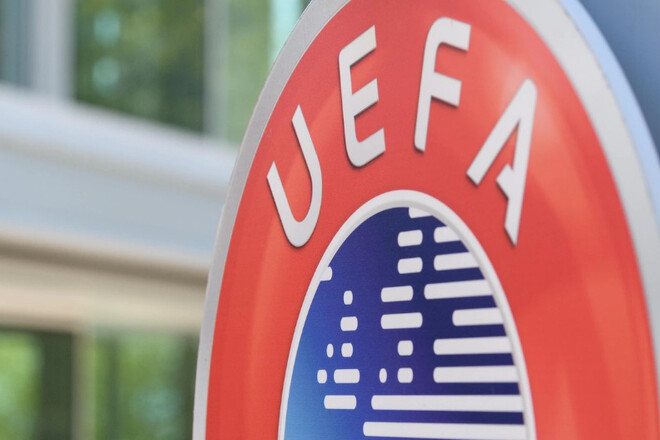 ОФИЦИАЛЬНО. ФИФА и УЕФА отстранили российские команды от всех турниров