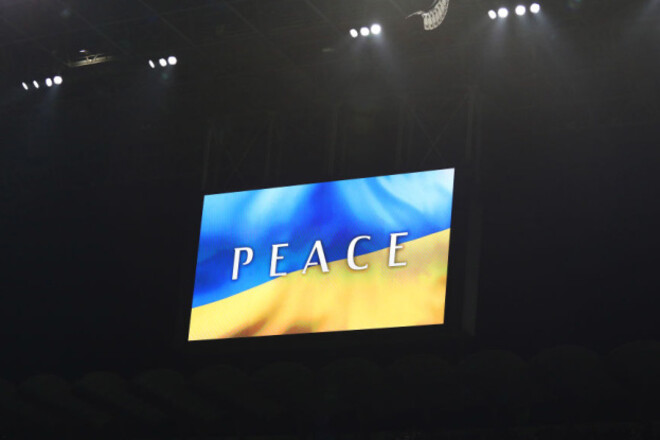 ФОТО. За мир. Гравці Мілана підтримали Україну