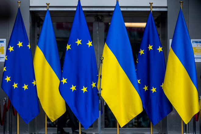Європарламент за Україну, ворог бомбив телевежу в Києві та центр Харкова