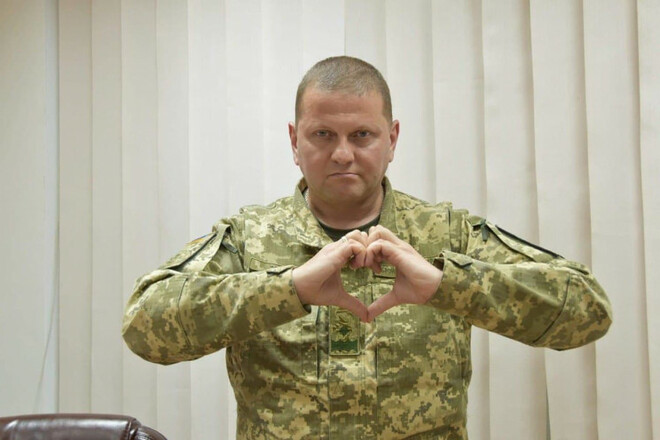 Зеленський присвоїв звання генерала Головнокомандувачу ЗСУ Залужному