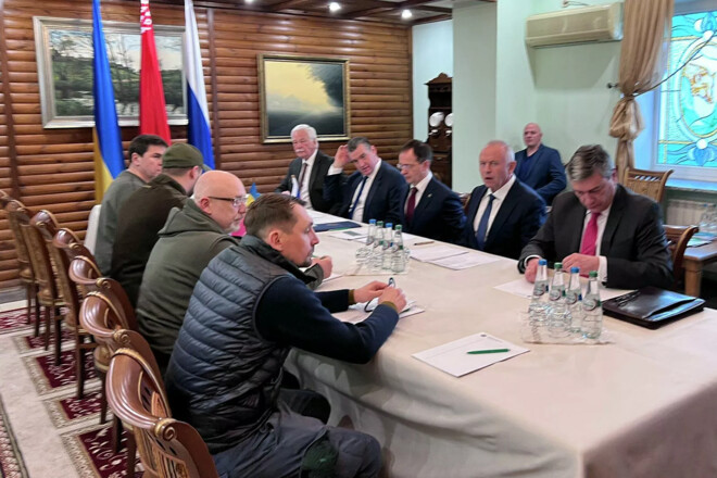 У Білорусі розпочався третій раунд переговорів України та РФ