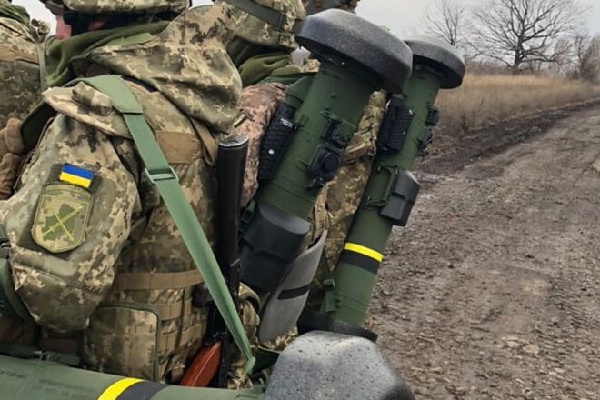 Министерство обороны просит СМИ не сообщать о поставках оружия Украине