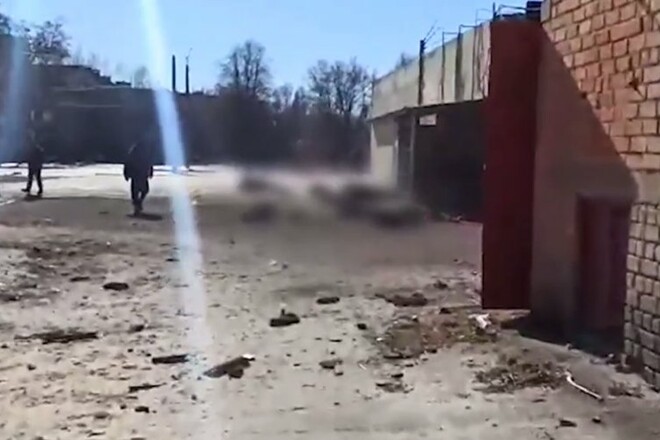 Рашисты убили 10 человек, стоявших в очереди за хлебом в Чернигове