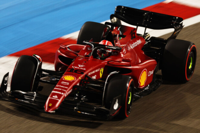 Шарль Леклер выиграл первый поул нового сезона Формулы-1