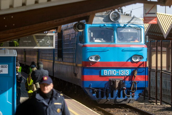 Росіяни обстріляли евакуаційний поїзд Київ – Івано-Франківськ